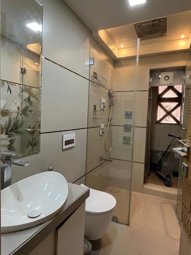 Bathroom, hiranandani-gardens-octavius 3 Bedroom 1550 Sq.Ft. Apartment In Powai Mumbai 10533576