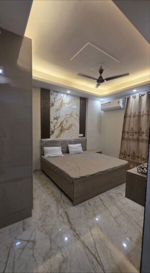 1 RK Builder Floor For Rent in Sector 52