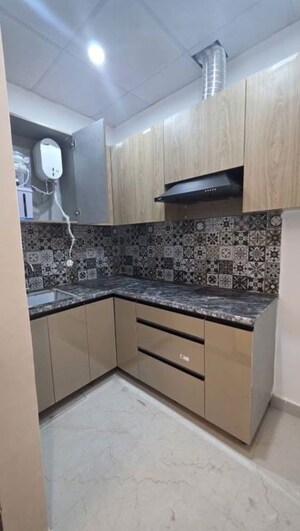 Kitchen in 1 RK Builder Floor at Sector 52 – for Rent