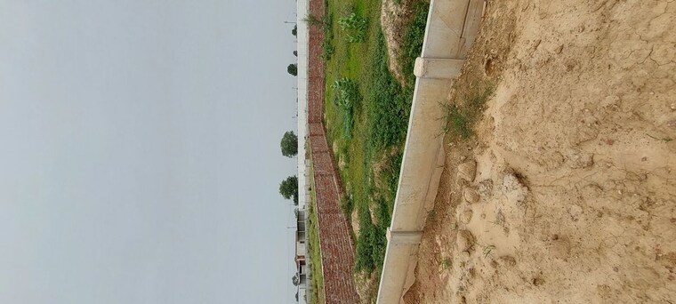 undefined, laramda  900 Sq.Ft. Plot In Laramda Agra 10533586
