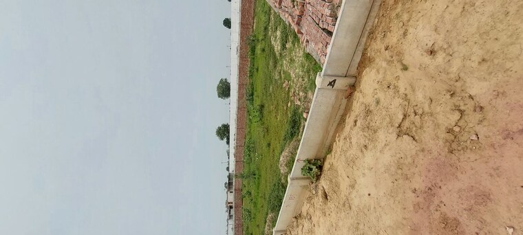 undefined, laramda  900 Sq.Ft. Plot In Laramda Agra 10533586