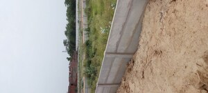   Plot at Laramda – for Sale