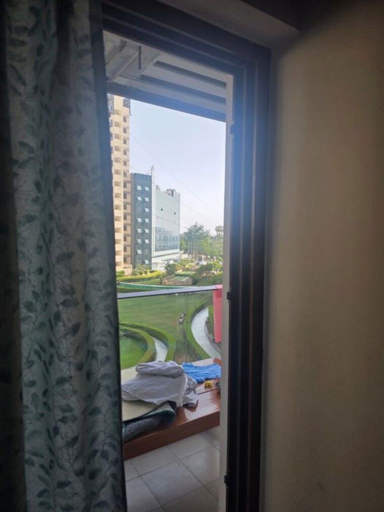 Balcony, awas-vikas-flat 2 Bedroom 1425 Sq.Ft. Apartment In Vrindavan Yojna Lucknow 10533602