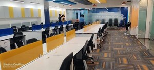  Office Space For Rent in Palasia Square