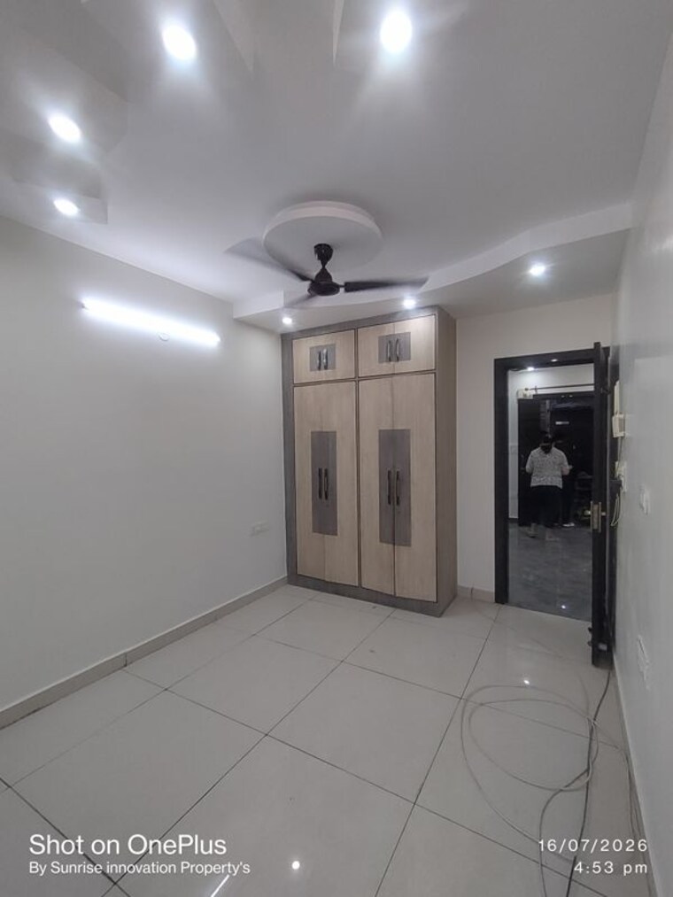 Bedroom, mansa ram park 3 Bedroom 85 Sq.Yd. Builder Floor In Mansa Ram Park Delhi 10533647