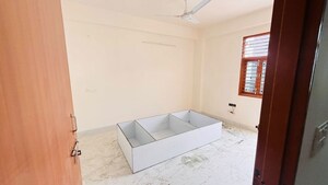 Bedroom in 2 BHK Builder Floor at Sector 45 – for Rent