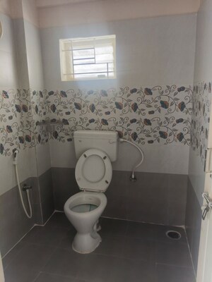 Bathroom in 1 BHK Apartment at Sri Sai Residency Kadubeesanahalli, Kadubeesanahalli – for Rent