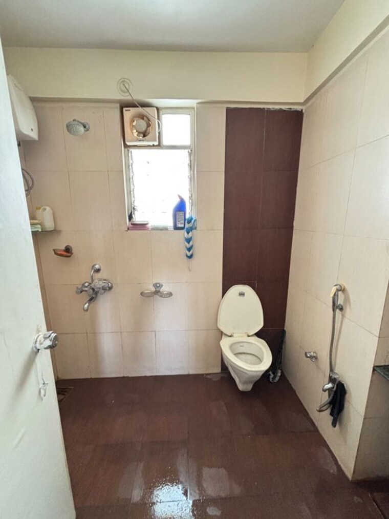 Bathroom, treasure-island 2 Bedroom 780 Sq.Ft. Apartment In Pimple Saudagar Pune 10533700