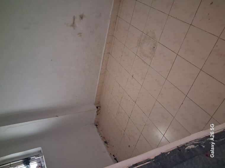 Bathroom, guru-mauli-apartments 1 Bedroom 450 Sq.Ft. Apartment In Andheri West Mumbai 10533698