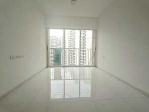Room in 4 BHK Apartment at Marathon Nexzone Zenith 2, New Panvel – for Sale