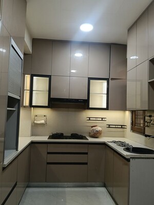 Kitchen in 3 BHK Apartment at Allure Homes, Sector 14 – for Rent