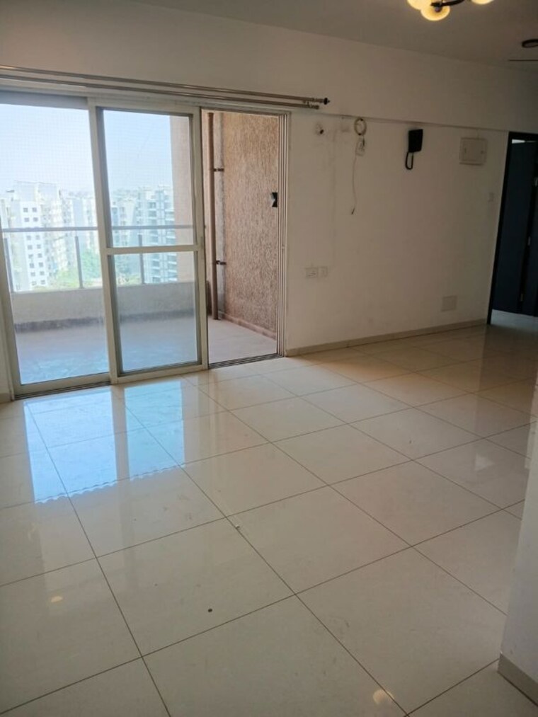 Bathroom, kolte-patil-western-avenue 2 Bedroom 780 Sq.Ft. Apartment In Wakad Pune 10533732