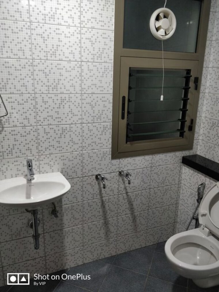 Bathroom, sobha-indraprastha 4 Bedroom 3305 Sq.Ft. Apartment In Rajaji Nagar Bangalore 10533772