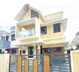  Villa For Sale in Aluva