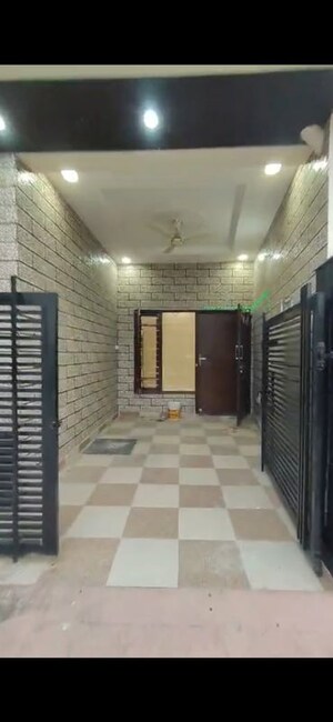 Building Lobby in 3 BHK Independent House at Saharanpur Road – for Sale