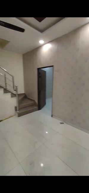 Room in 3 BHK Independent House at Saharanpur Road – for Sale