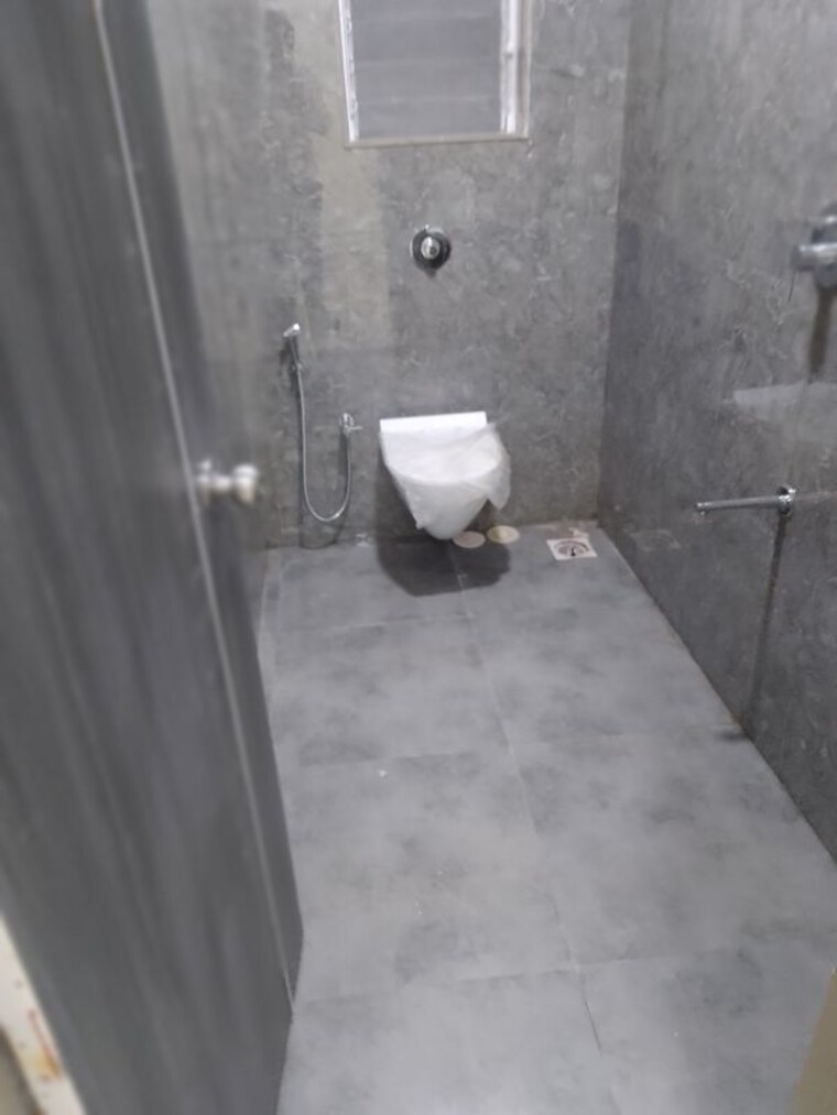 Bathroom, the-green-sai-hill-chs 2 Bedroom 950 Sq.Ft. Apartment In Borivali West Mumbai 10533786