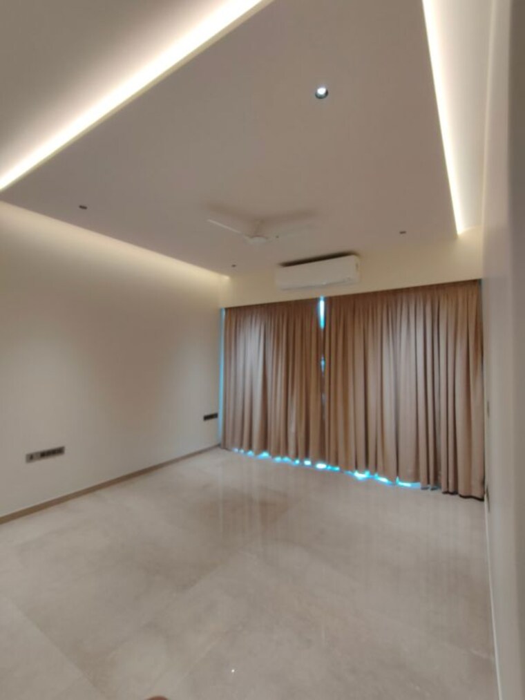 Master Bedroom, windsor-grande-residences 4 Bedroom 2300 Sq.Ft. Apartment In Andheri West Mumbai 10533800