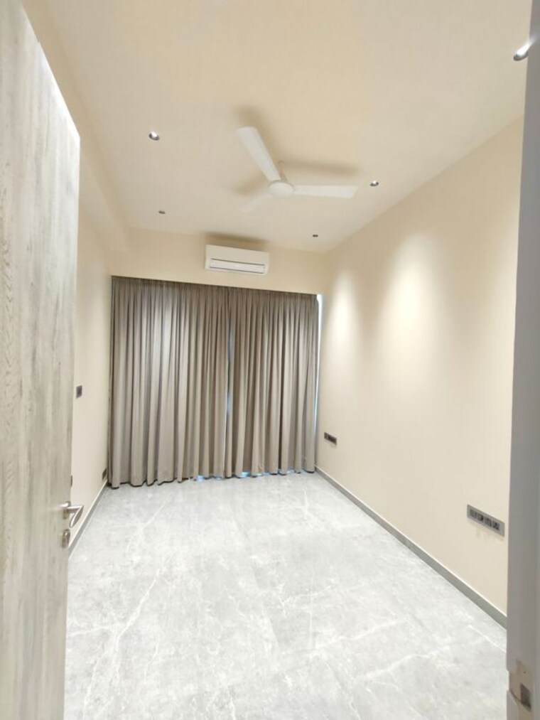 Master Bedroom, windsor-grande-residences 4 Bedroom 2300 Sq.Ft. Apartment In Andheri West Mumbai 10533800