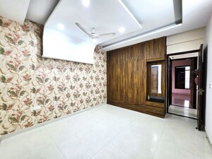 Room in 4 BHK Builder Floor at Dhakoli – for Sale