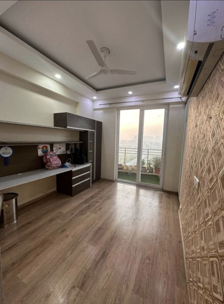 Kitchen, dlf-the-primus 3 Bedroom 1818 Sq.Ft. Apartment In Sector 82a Gurgaon 10533833