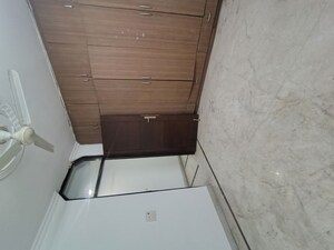 Furnished Amenities in 2 BHK Builder Floor at Malviya Nagar – for Rent