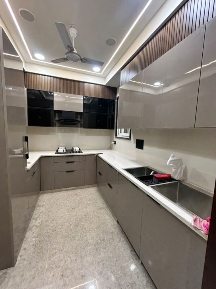 Kitchen, paras-dews 4 Bedroom 2355 Sq.Ft. Apartment In Sector 106 Gurgaon 10533875