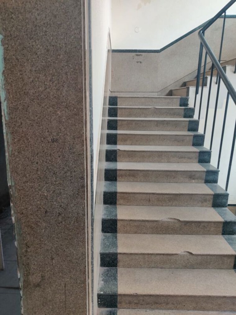 undefined, south extension ii Commercial Showroom 4000 Sq.Ft. In South Extension ii Delhi 10531728