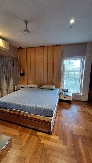 Master Bedroom in 3 BHK Apartment at Gulmohar Road – for Rent