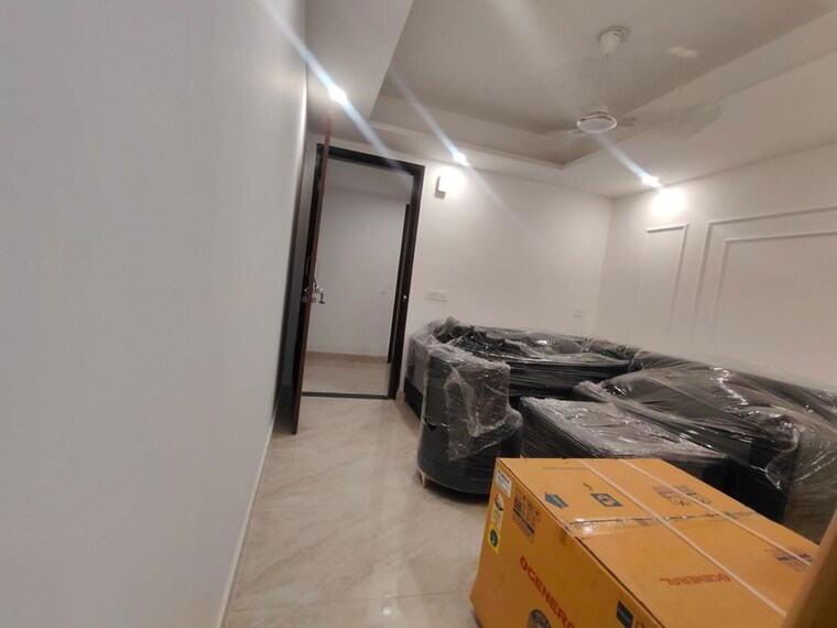 Hall, chattarpur 1 Bedroom 500 Sq.Ft. Builder Floor In Chattarpur Delhi 10533897