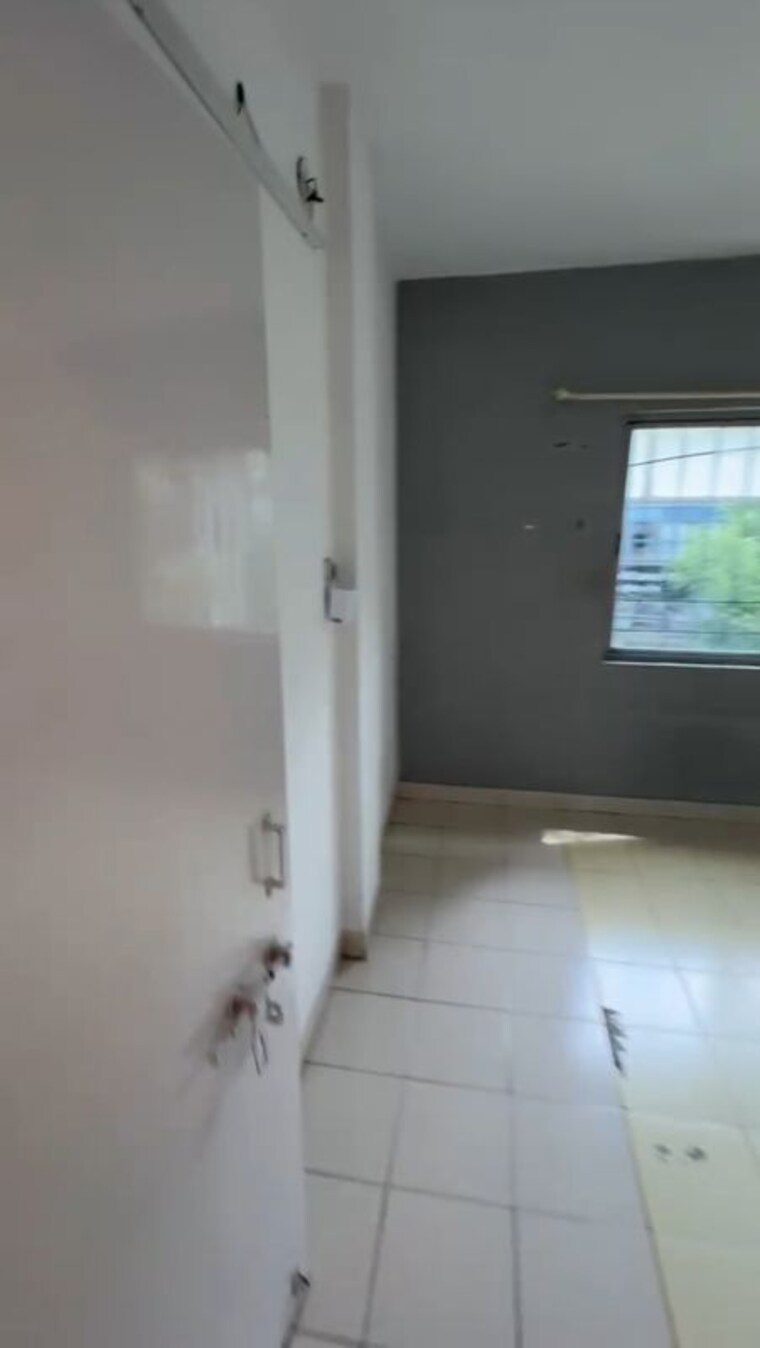 Bathroom, oakwood-hills 2 Bedroom 1200 Sq.Ft. Apartment In Baner Pune 10533906