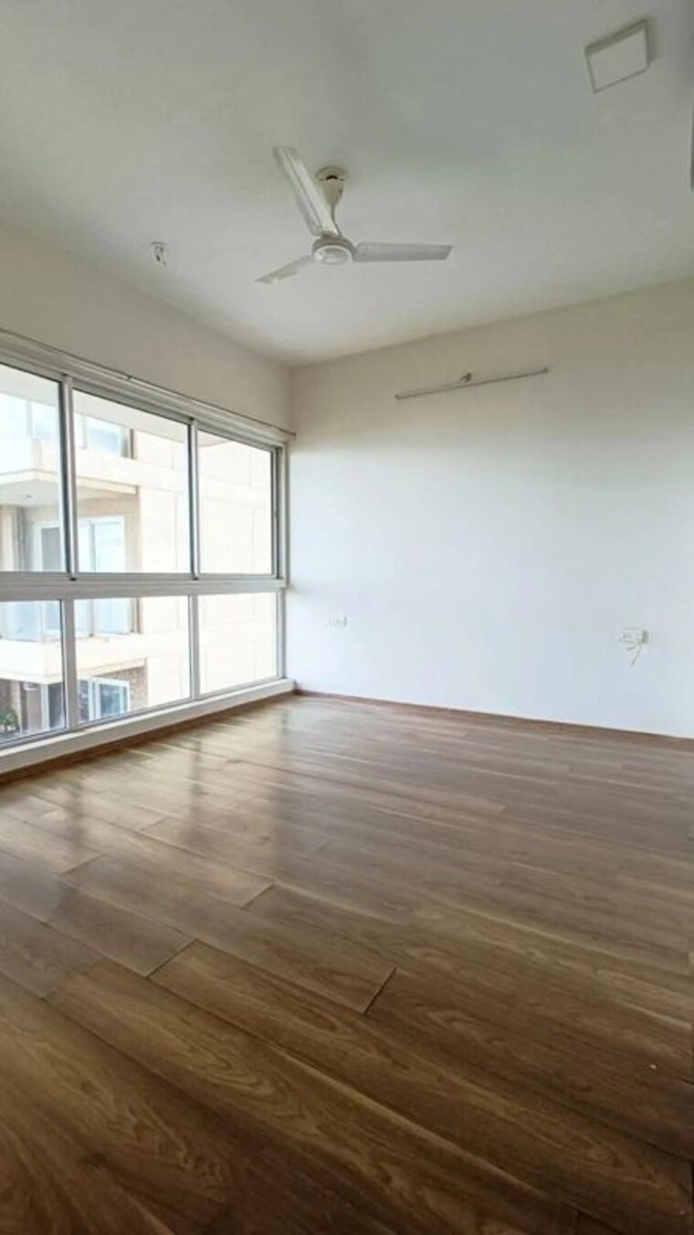 Room, lnt-realty-crescent-bay 3 Bedroom 2400 Sq.Ft. Apartment In Parel Mumbai 10533910