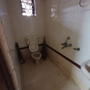 Bathroom in 2 BHK Apartment at Mapusa – for Rent