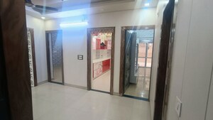 Building Lobby in 3 BHK Builder Floor at BPTP Park 81, Sector 81 – for Sale