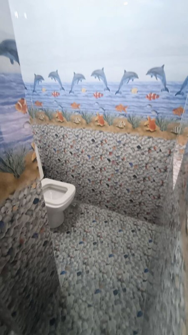 Bathroom, bptp-park-81 3 Bedroom 275 Sq.Yd. Builder Floor In Sector 81 Faridabad 10533948