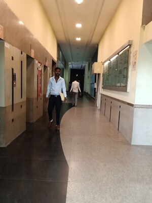  Office Space For Rent in Hazratganj