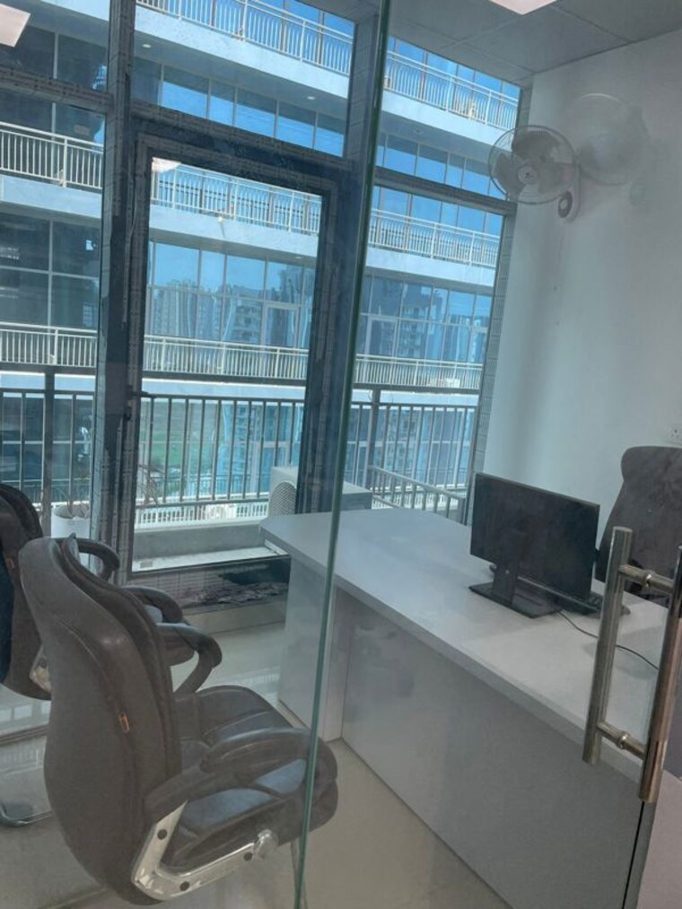 Team Area, dah-greentech-nx-one Commercial Office Space 856 Sq.Ft. In Tech Zone 4 Greater Noida Greater Noida 10441927