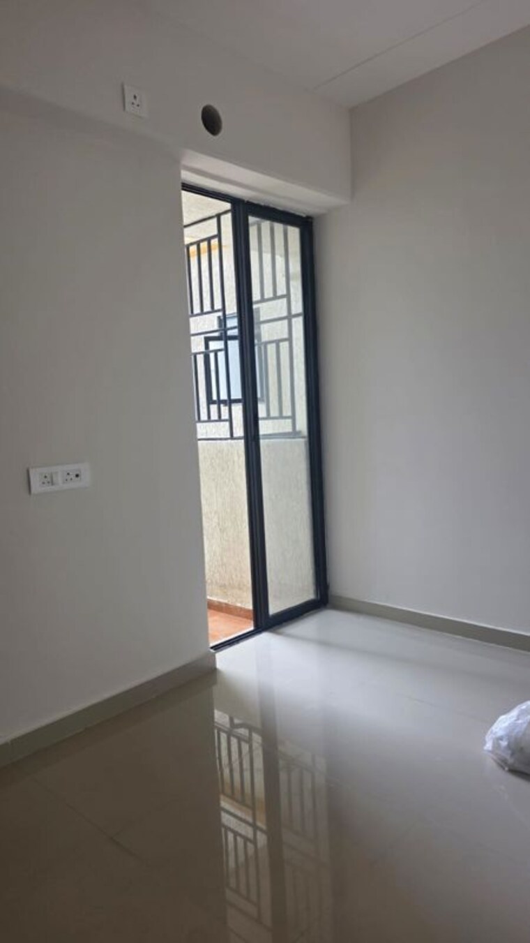 Room, vasai east 1 Bedroom 580 Sq.Ft. Apartment In Vasai East Palghar 10533984