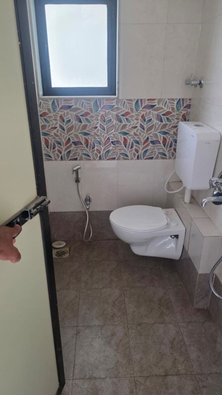 Bathroom, vasai east 1 Bedroom 580 Sq.Ft. Apartment In Vasai East Palghar 10533984