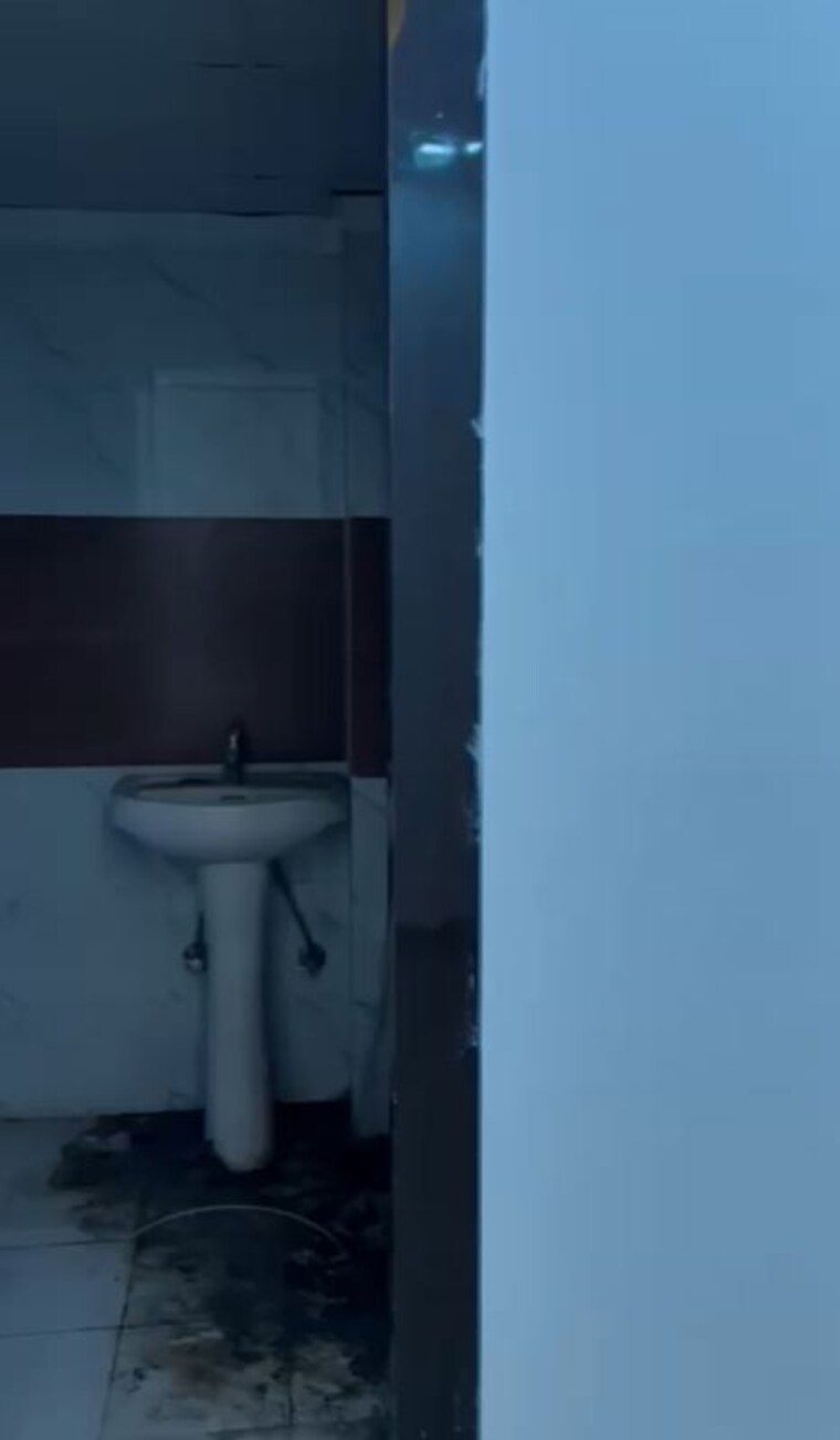 Bathroom, aims-greens-avenue 2 Bedroom 1000 Sq.Ft. Apartment In Sector 4 Greater Noida Greater Noida 10441784