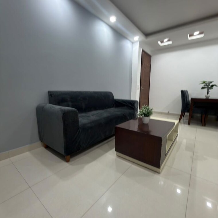 Living Room, sare-crescent-parc 4 Bedroom 1700 Sq.Ft. Apartment In Sector 92 Gurgaon 10533989