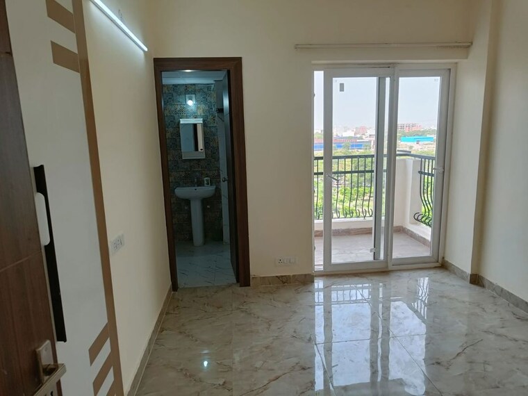 Room, eros-sampoornam 3 Bedroom 1560 Sq.Ft. Apartment In Sector 2 Greater Noida Greater Noida 10394134