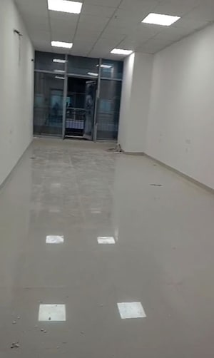 Room in  Office Space at DAH Greentech NX One, Tech Zone 4 Greater Noida – for Rent