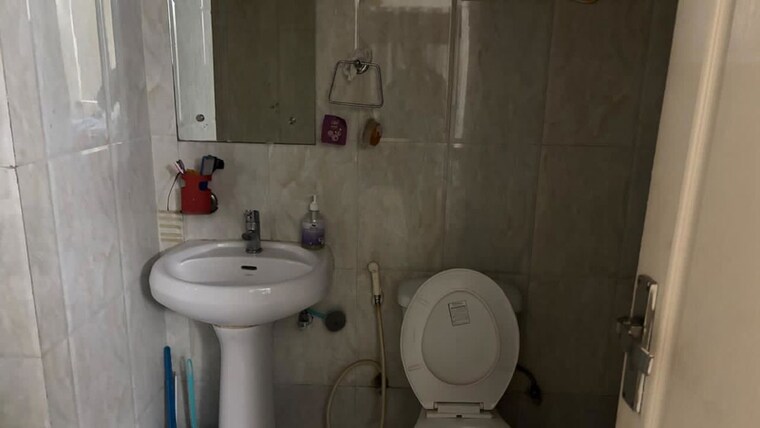 Bathroom, mapsko-paradise 2 Bedroom 1340 Sq.Ft. Apartment In Sector 83 Gurgaon 10534026