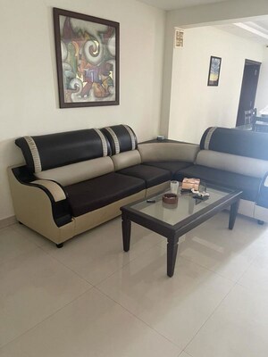 Team Area in 5 BHK Apartment at Dona Paula – for Rent