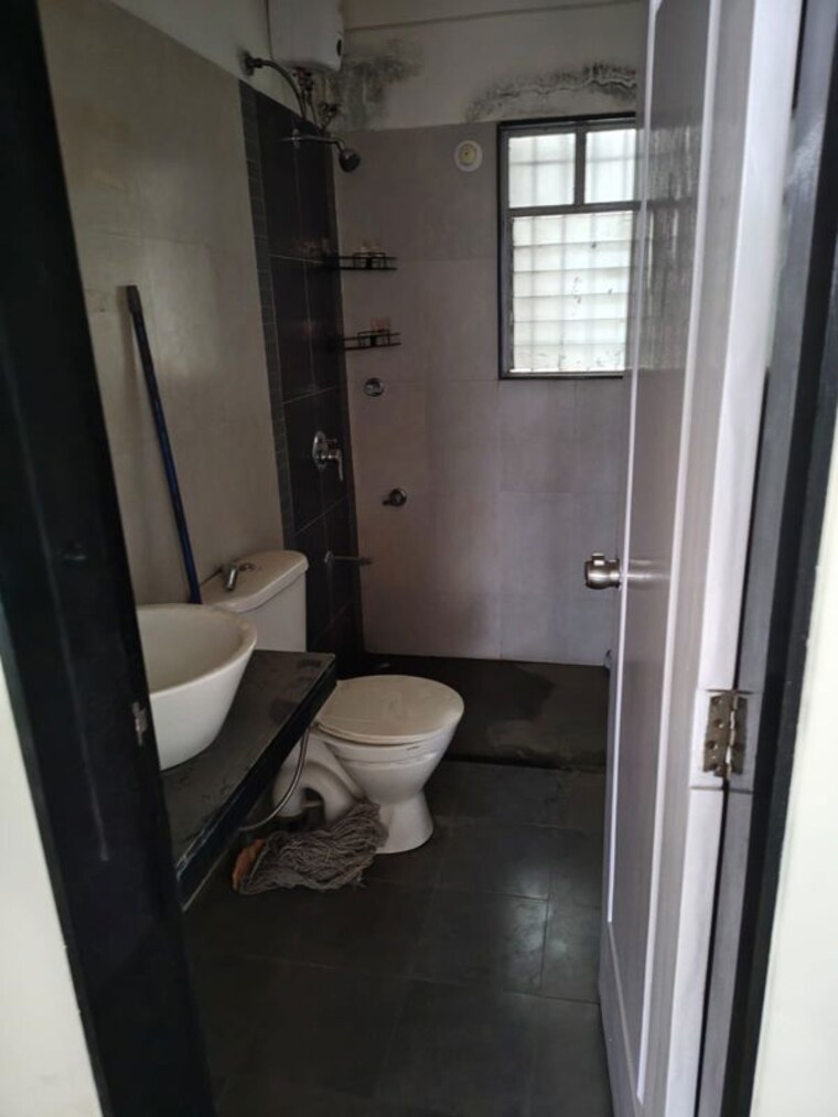 Bathroom, rama-celestial-city-phase-ii 2 Bedroom 950 Sq.Ft. Apartment In Ravet Pune 10534054