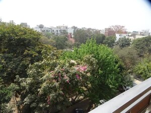 3 BHK Builder Floor – Garden View at Chittaranjan Park - for Rent