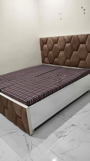 Bedroom in 1 RK Builder Floor at Uttam Nagar – for Rent