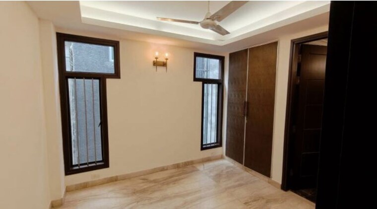 Room, east of kailash 3 Bedroom 125 Sq.Yd. Builder Floor In East Of Kailash Delhi 10534100