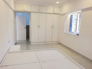 Bedroom in 2 BHK Apartment at Bandra West – for Rent